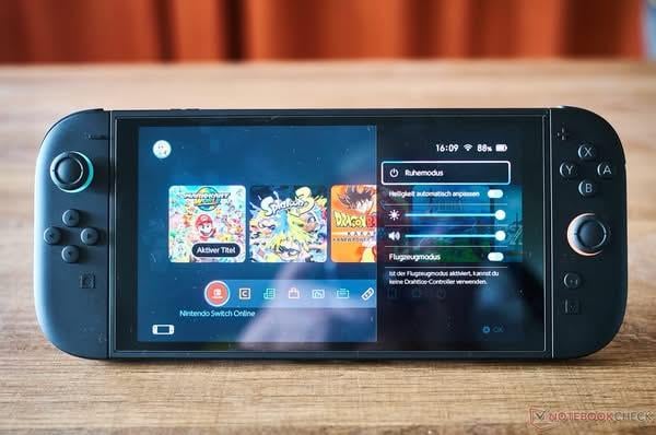 Switch 2 續航突破 玩家展示 8,000 mAh 手動電池升級方案