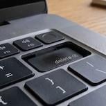 MacBook Pro M5 Max 再爆過熱問題　用戶稱 Delete 鍵變形卡死